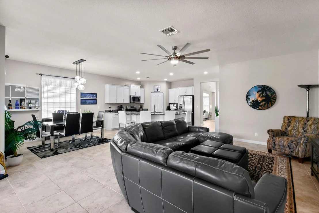 Photo of 7139 Limestone Cay Road