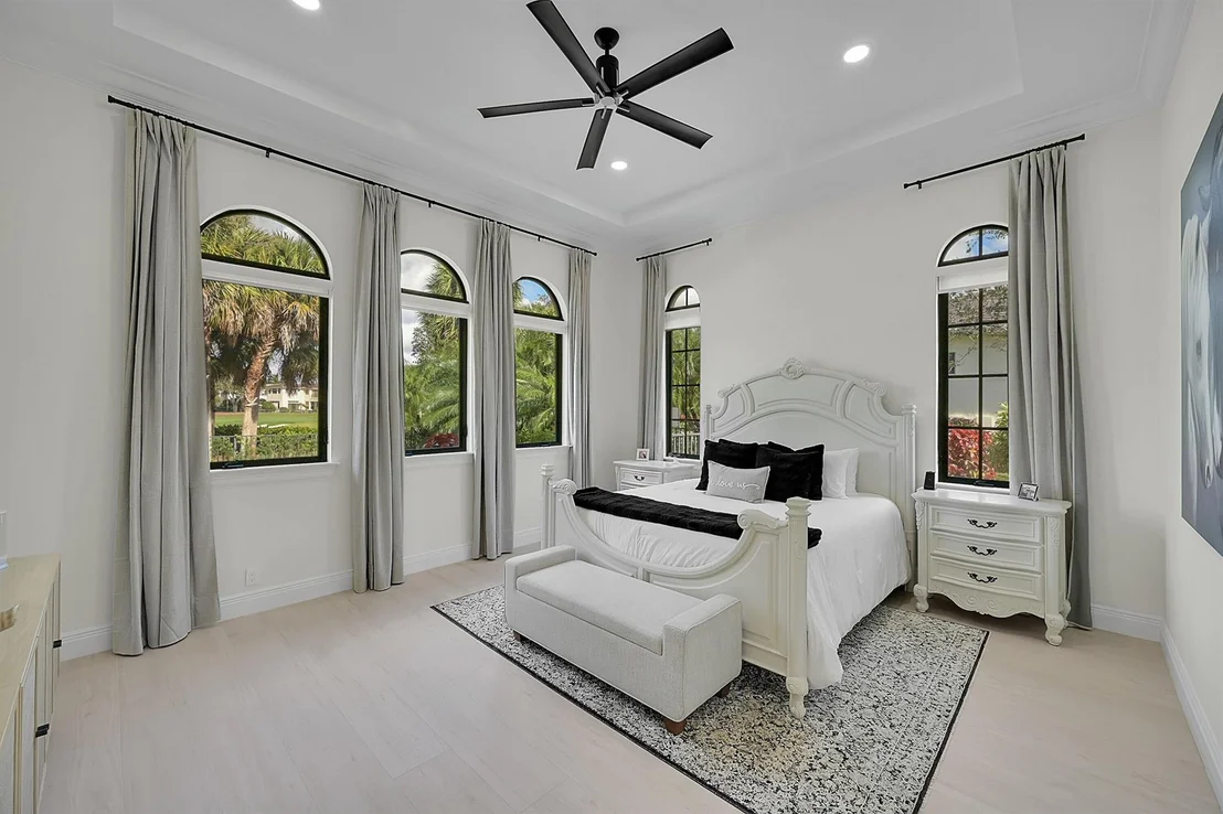 Photo of 6930 Long Leaf Drive