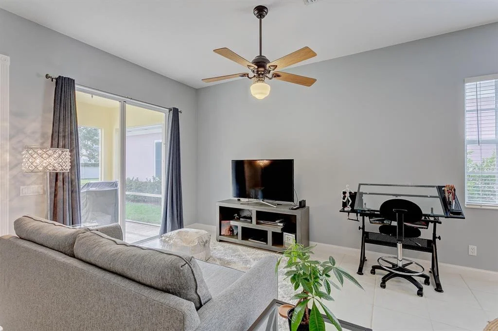 Photo of 180 Paradise Circle