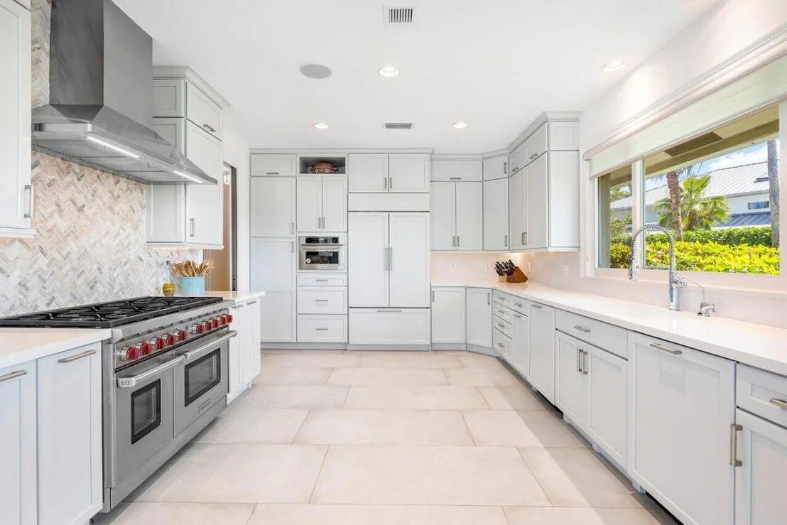 Photo of 2160 SE Golfview Lane