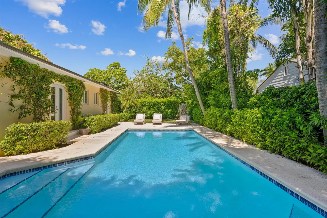 Photo of 274 Monterey Road