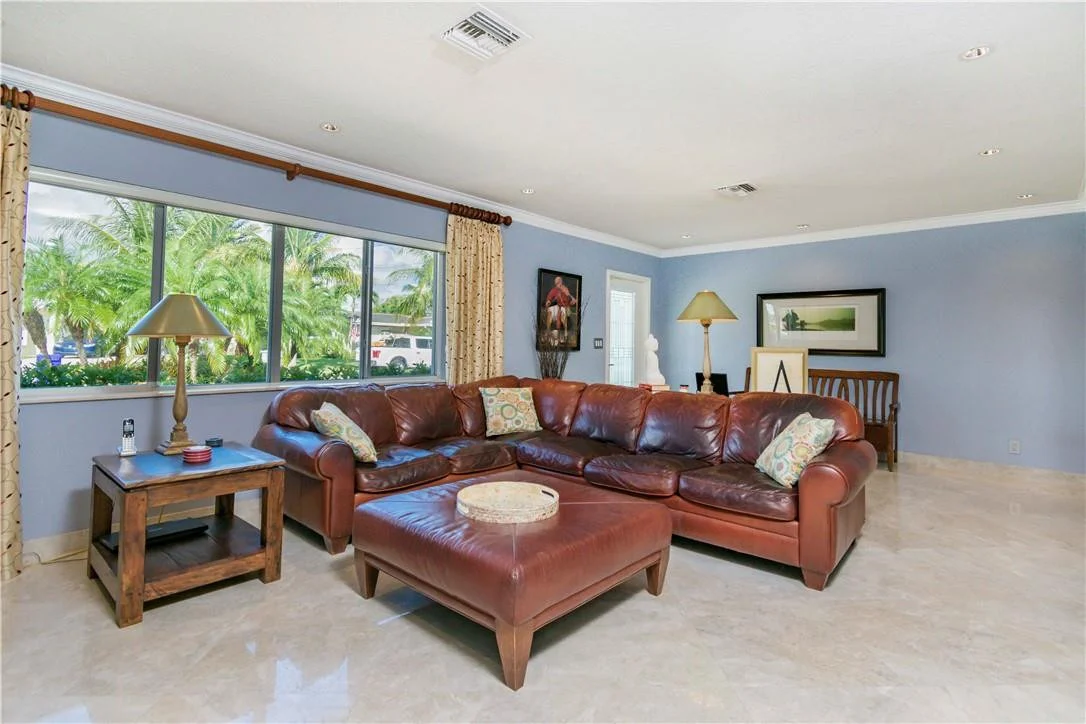 Photo of 610 SE 5th Terrace