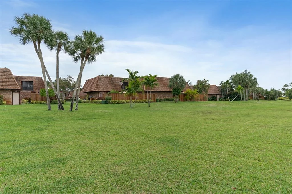 Photo of Unit 4C at 1420 Ocean Way