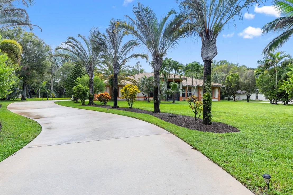Photo of 14811 Horseshoe Trace