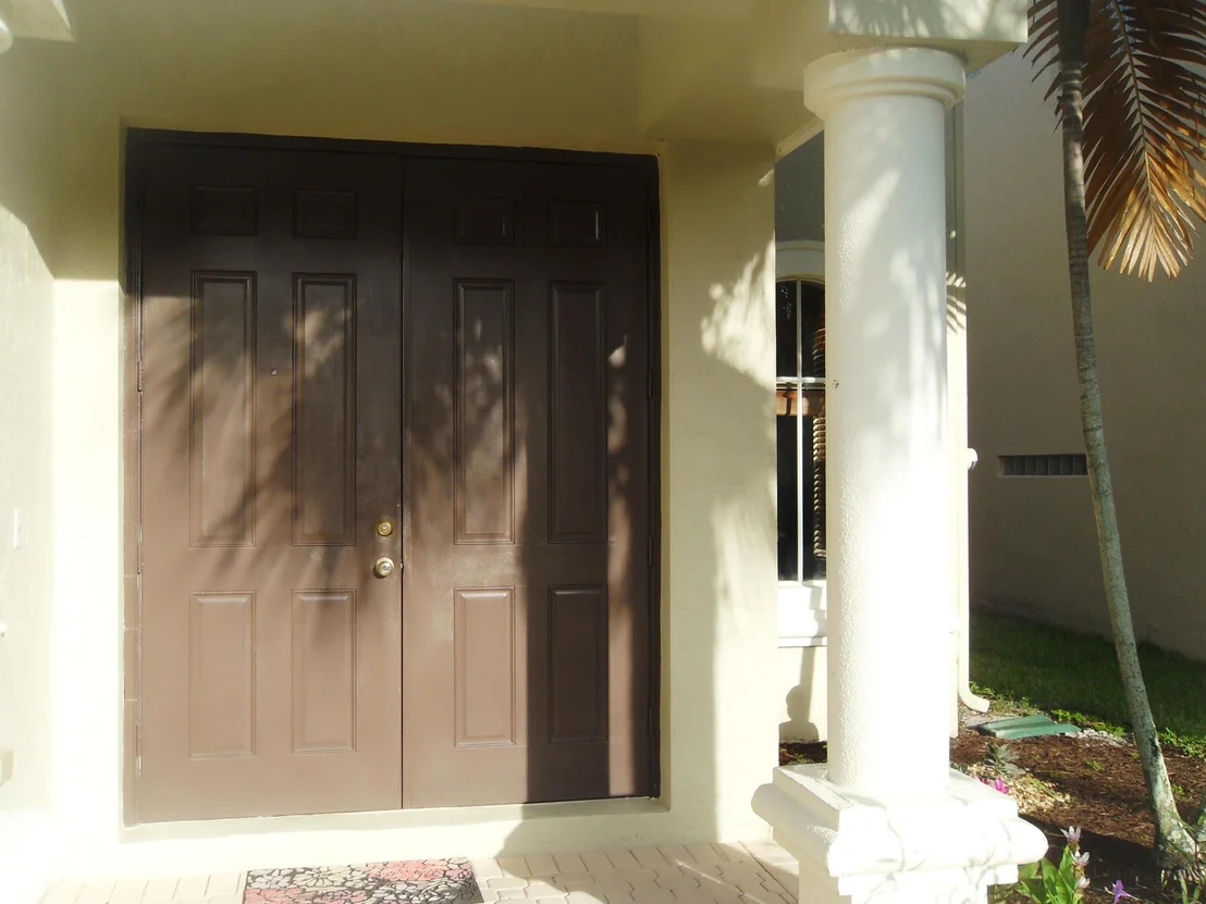 Photo of 1090 Grove Park Circle