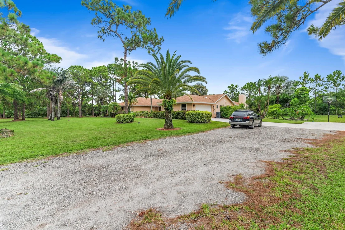 Photo of 14465 86th Road N