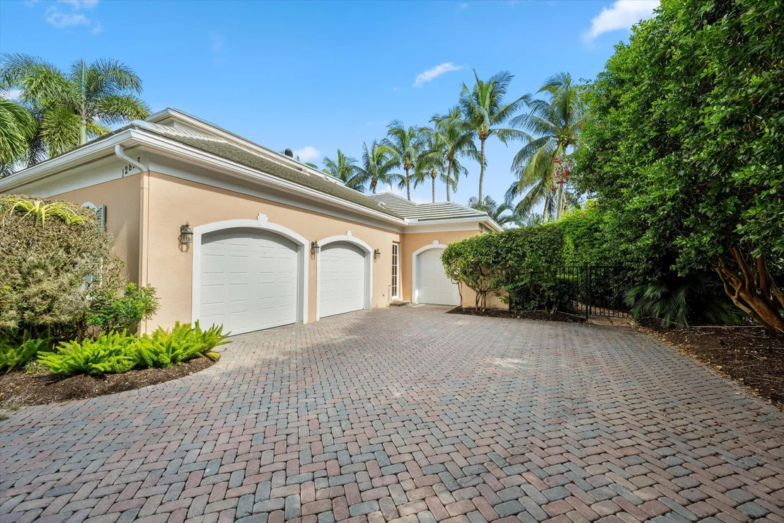 Photo of 12893 Mizner Way