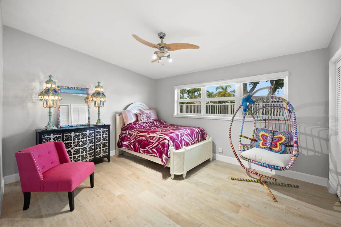 Photo of 2675 NE 24th Street