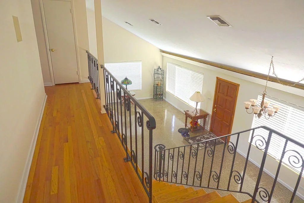 Photo of 731 Sunset Drive