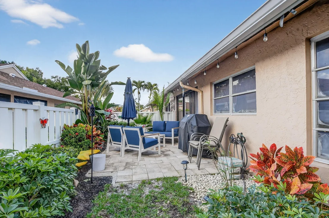 Photo of 8081 Springtree Road