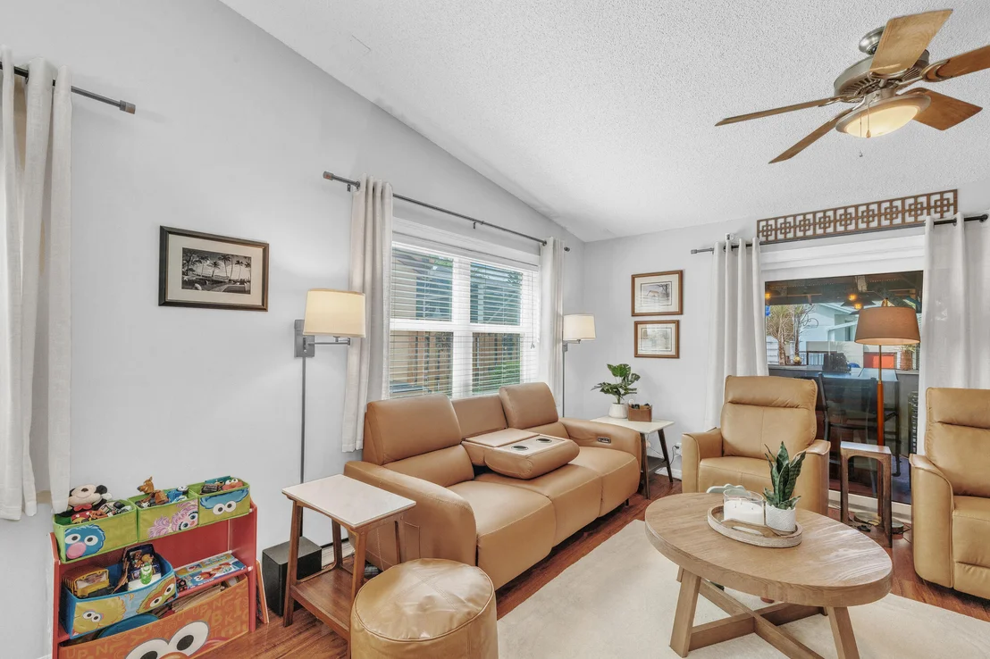 Photo of 4249 NW 1st Drive
