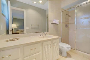 Photo of 660 SE 12th Terrace