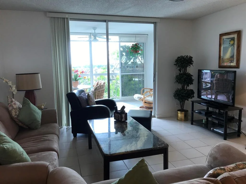 Photo of Unit 708 at 14671 Bonaire Boulevard