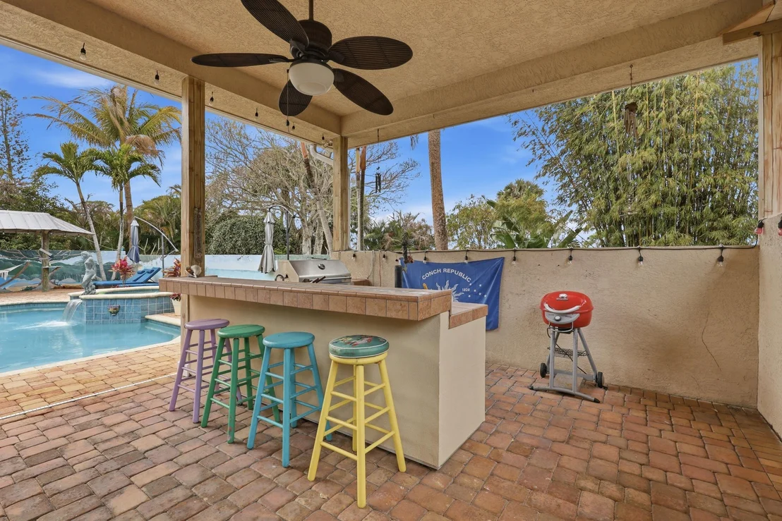 Photo of 2412 SE Saint Lucie Boulevard