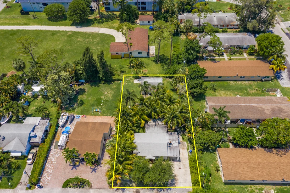 Photo of 2729 Helyn Road