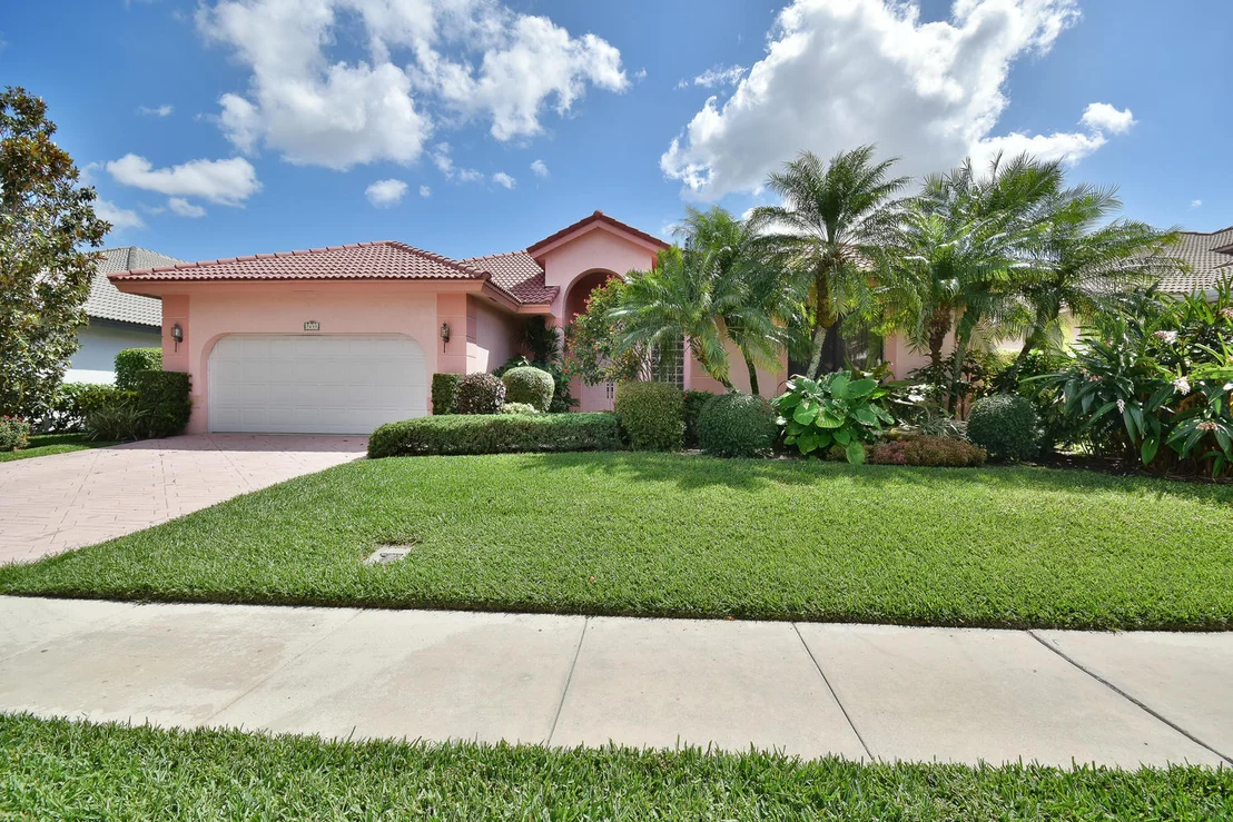 Photo of 7630 La Corniche Circle