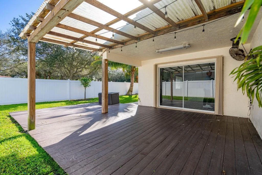 Photo of 3955 Sabal Lakes Road