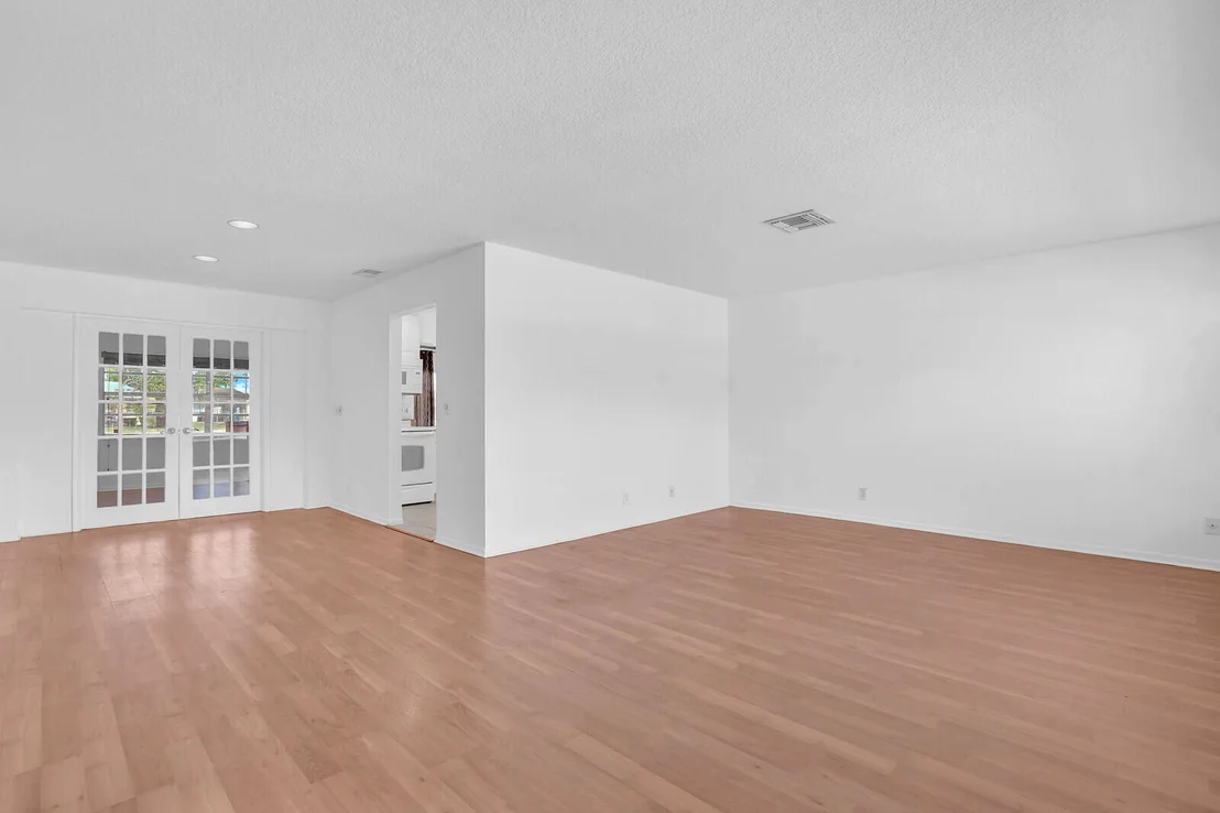 Photo of 7116 Pine Bluff Drive