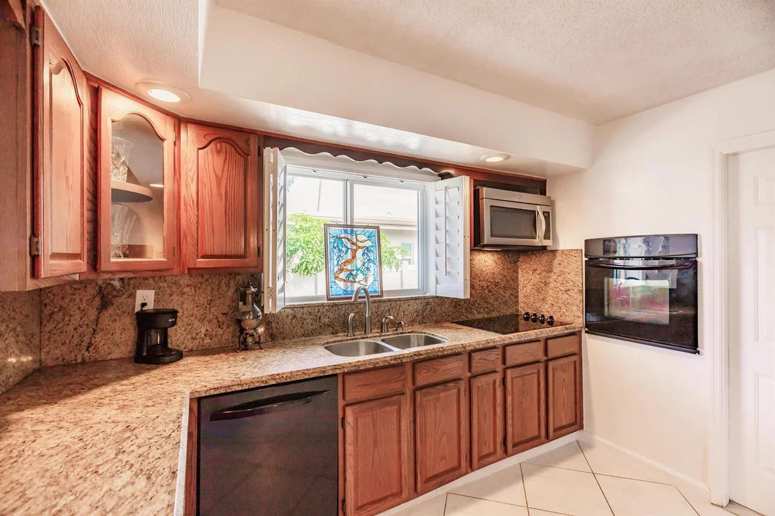 Photo of 2425 SE 12th Street