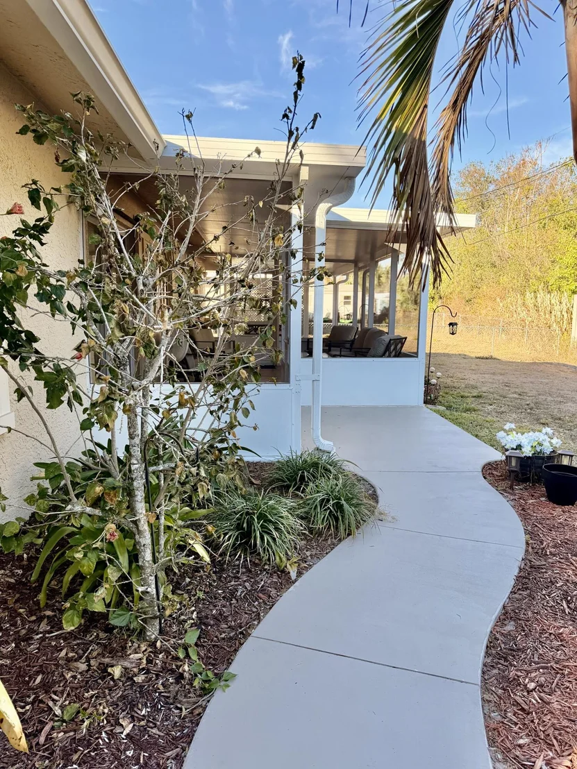 Photo of 3218 NW 33rd Avenue