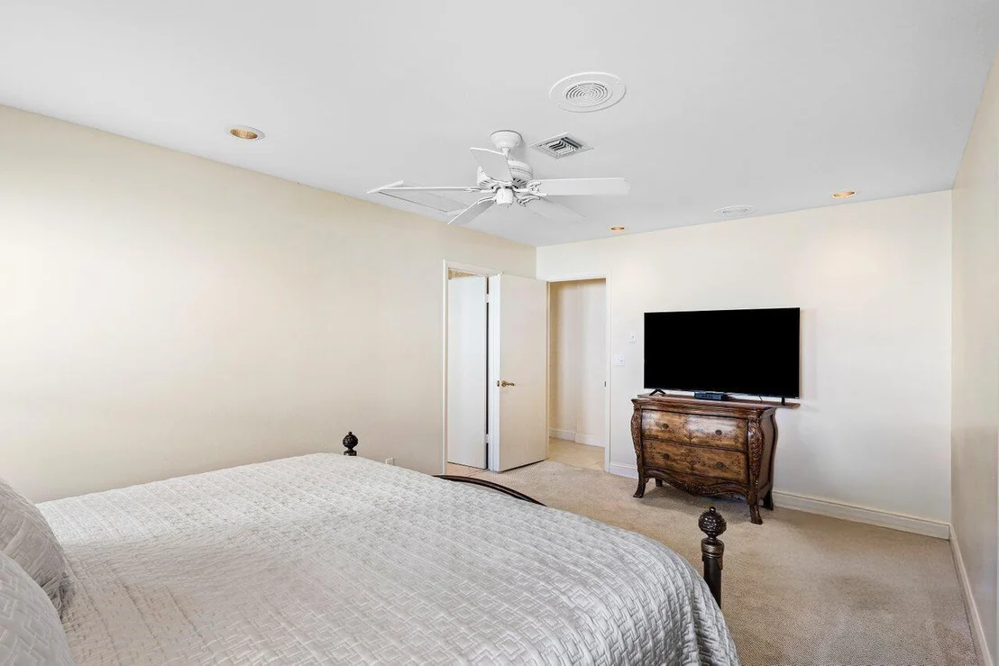 Photo of 4770 Tree Fern Drive