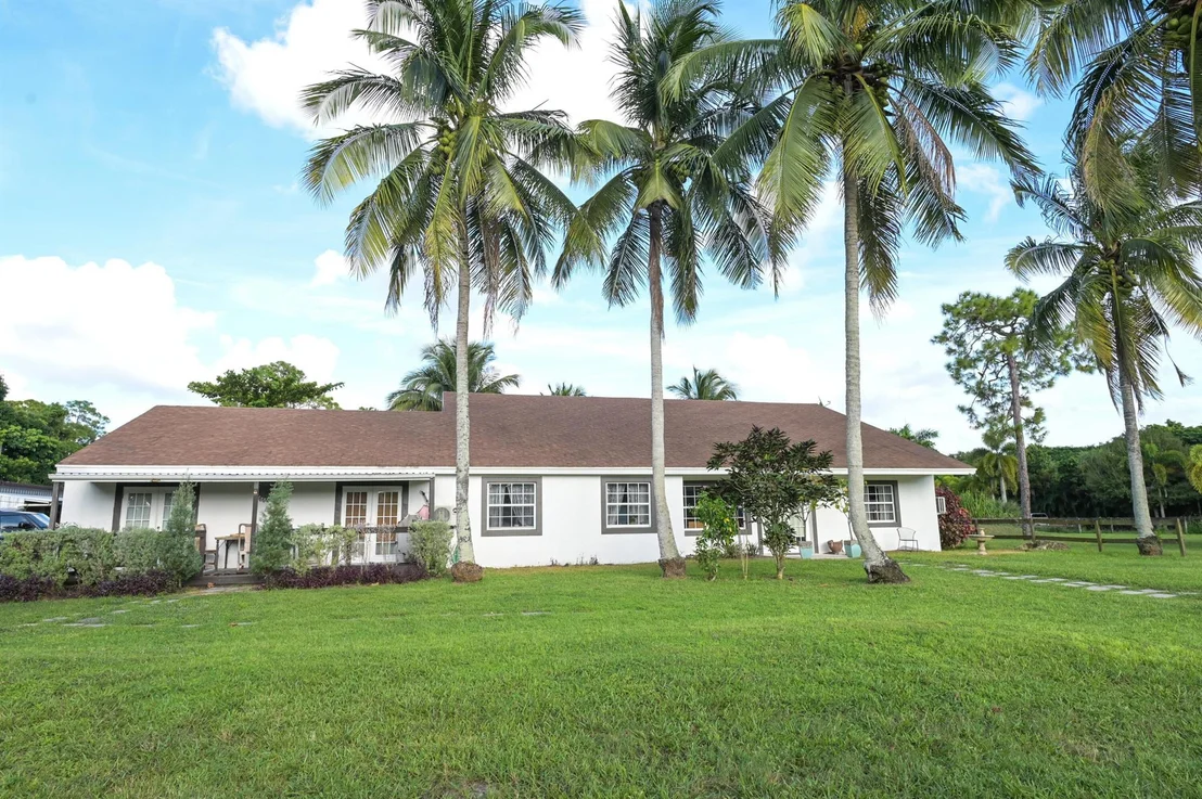 Photo of 2868 A Road