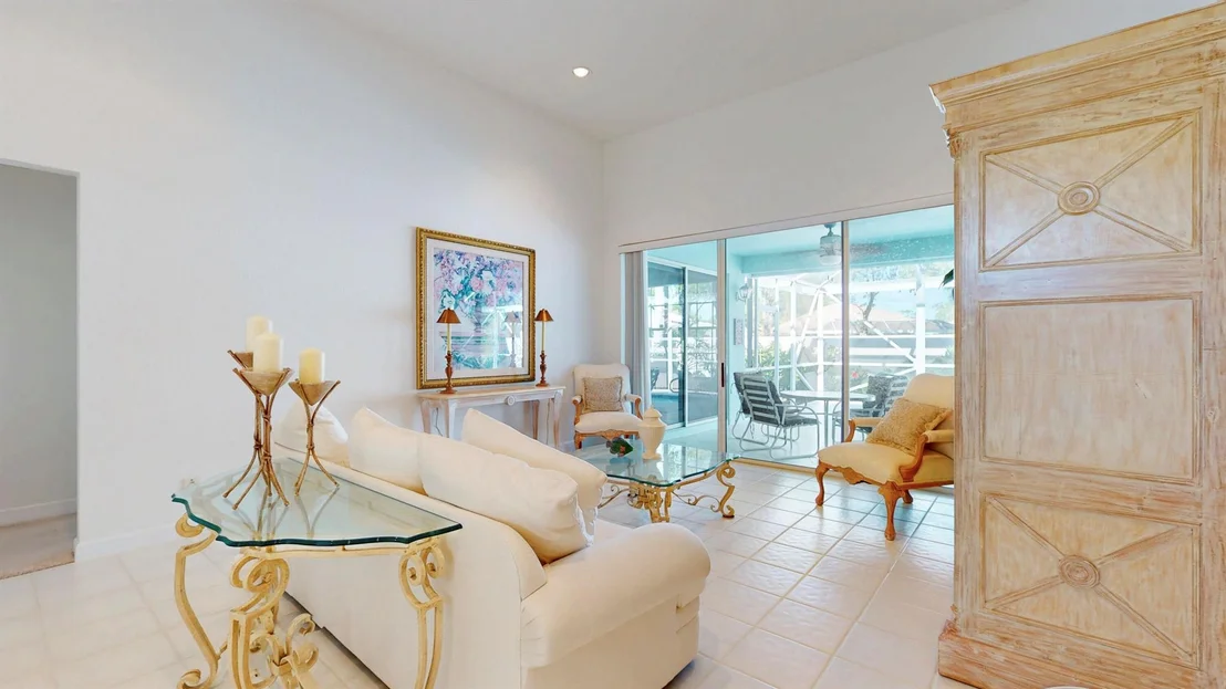 Photo of 262 Eagleton Estate Boulevard