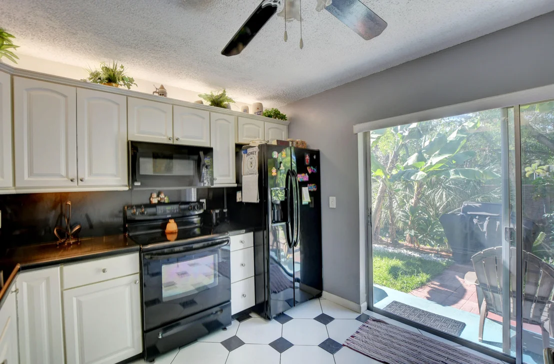 Photo of 5284 Breadfruit Circle