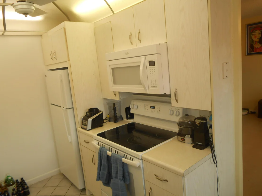Photo of 1026 Cornwall B