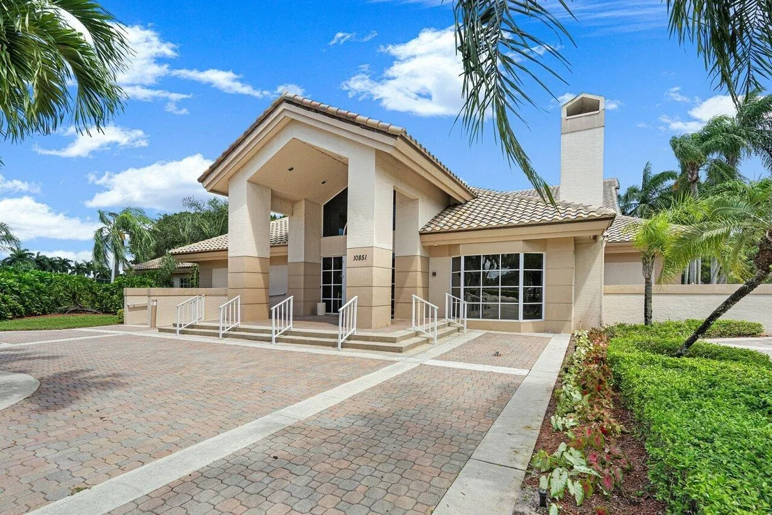 Photo of 1652 Oak Berry Circle