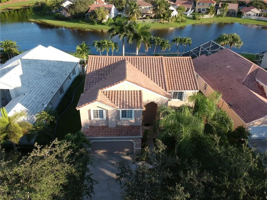 Photo of 1124 Cedar Falls Drive