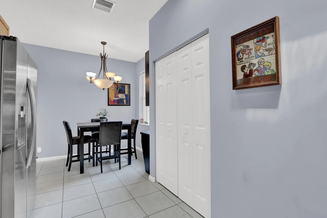 Photo of 9531 Crescent View Drive N