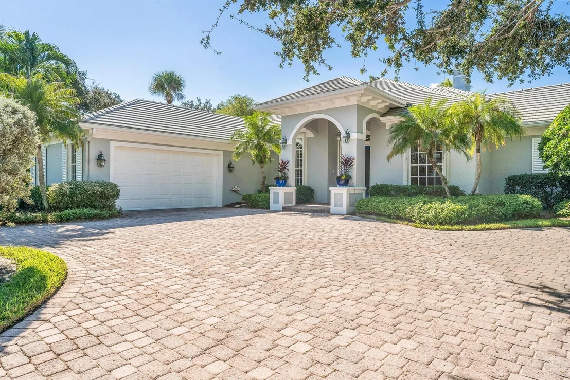 Photo of 409 Sable Oak Drive