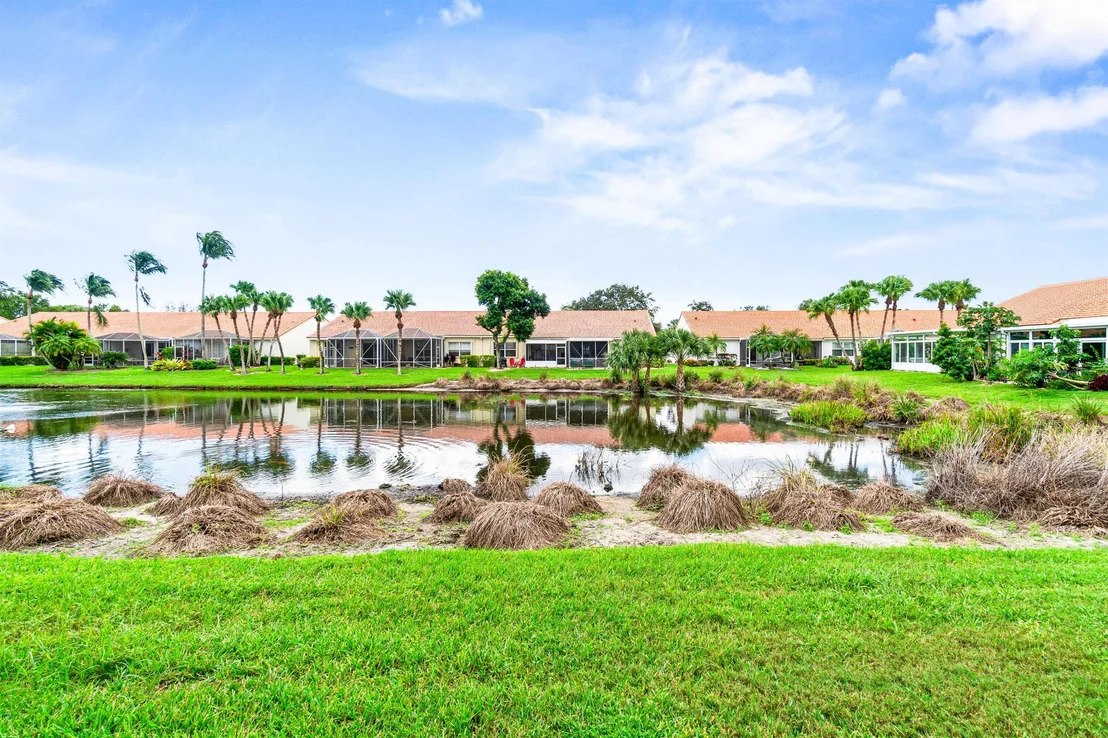 Photo of 6252 Heliconia Road