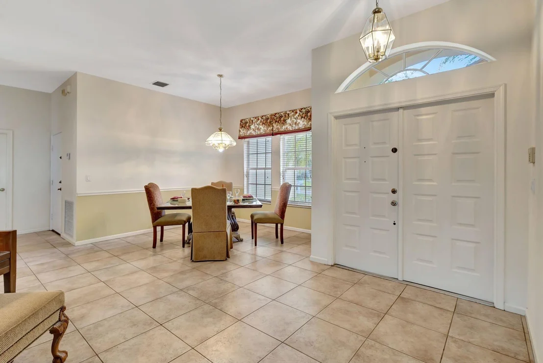 Photo of 225 Blackbird Lane