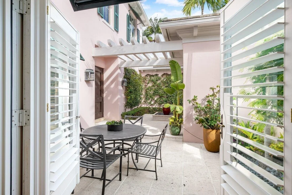 Photo of 3138 Gulfstream Road