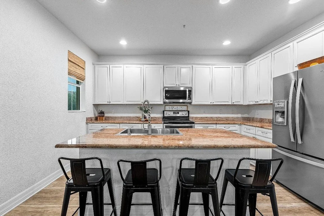 Photo of 1056 Community Drive