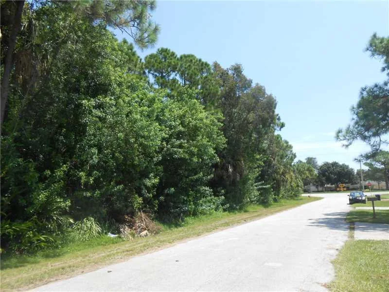 Photo of 2746 1st Lane