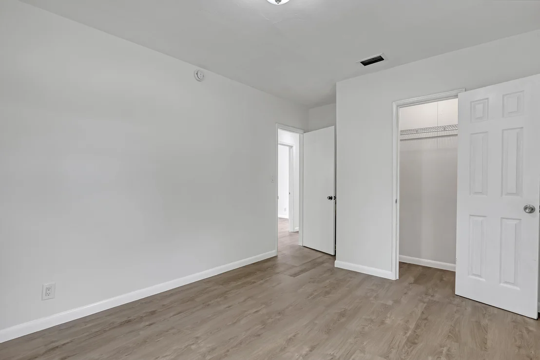 Photo of 247 Silver Beach Road