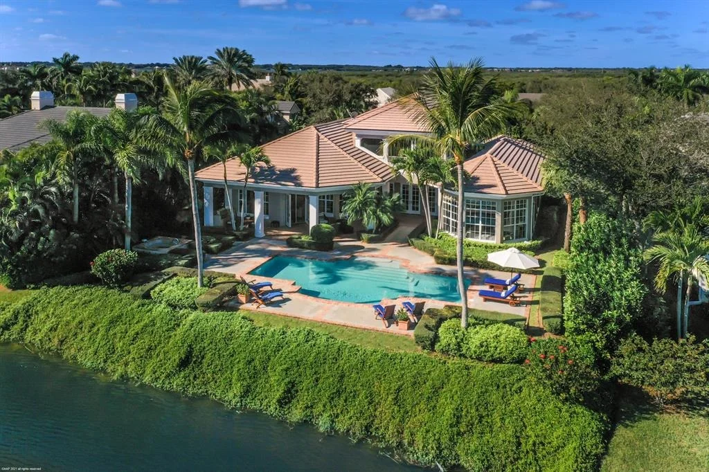 Photo of 408 Indies Drive
