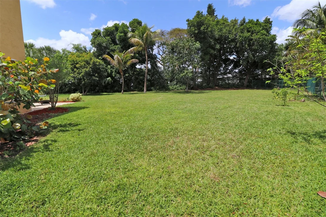 Photo of 1160 Rialto Drive