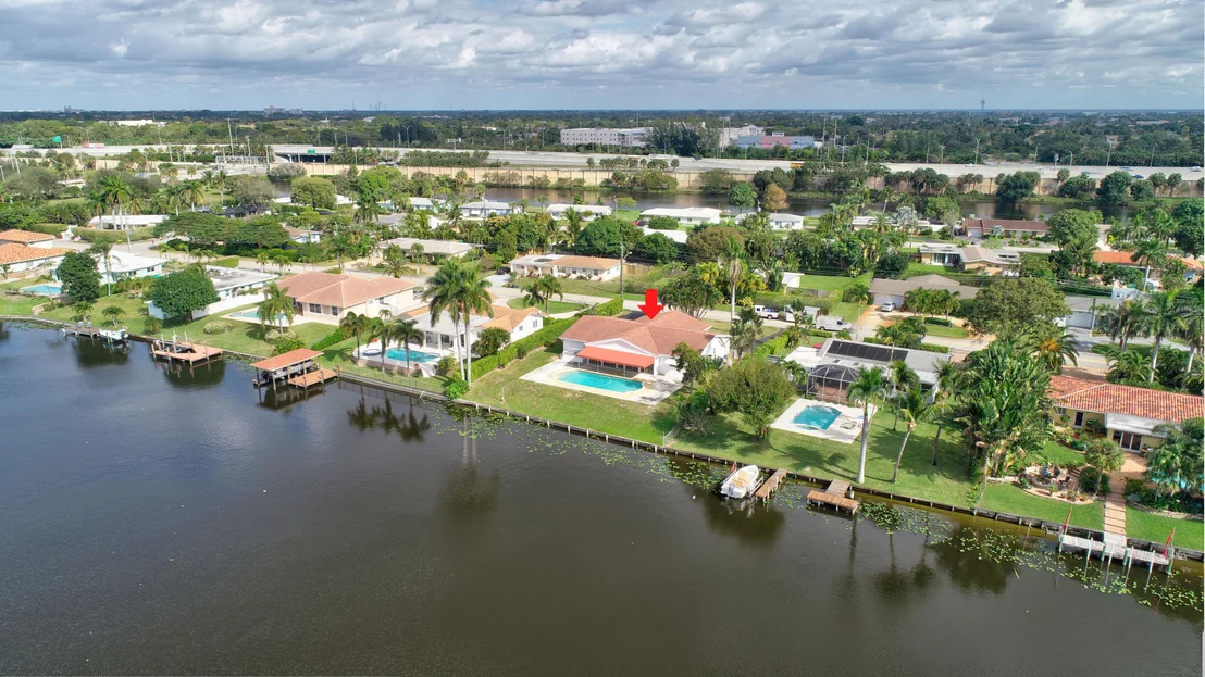 Photo of 7071 Pine Tree Lane