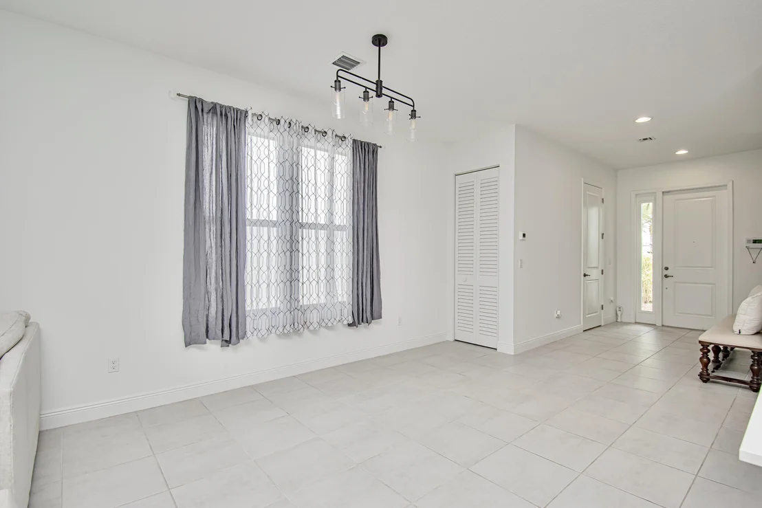 Photo of 16420 Sandy Shore Drive