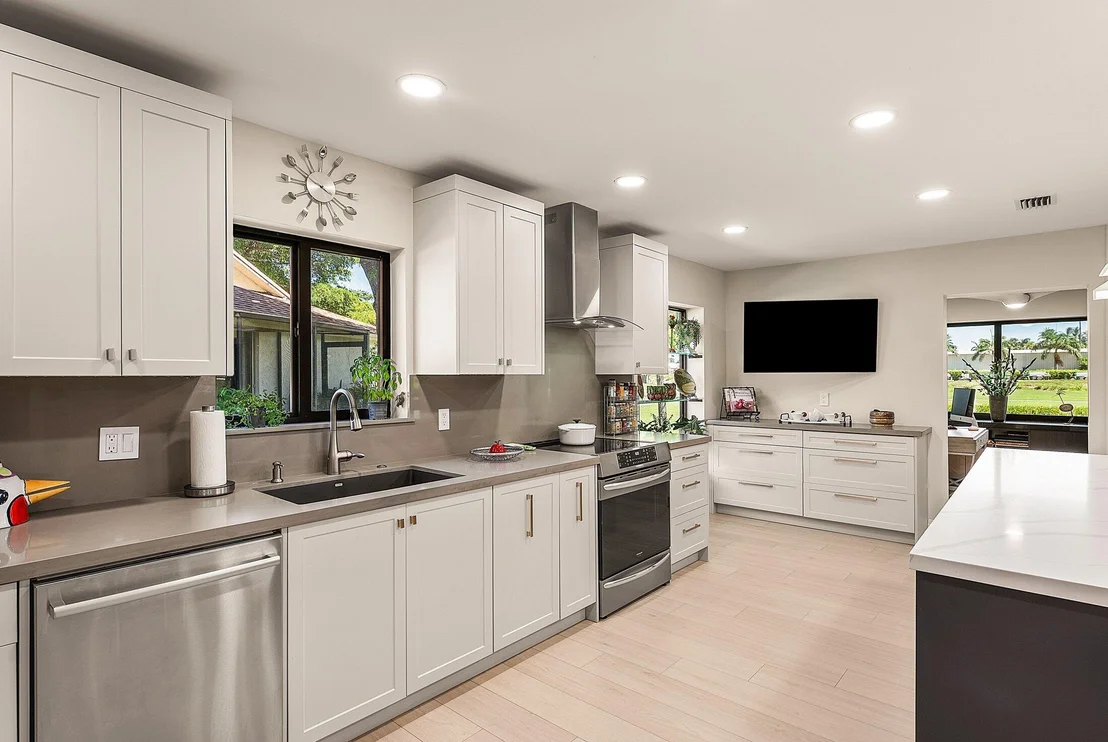 Photo of 5534 Forest Oaks Terrace