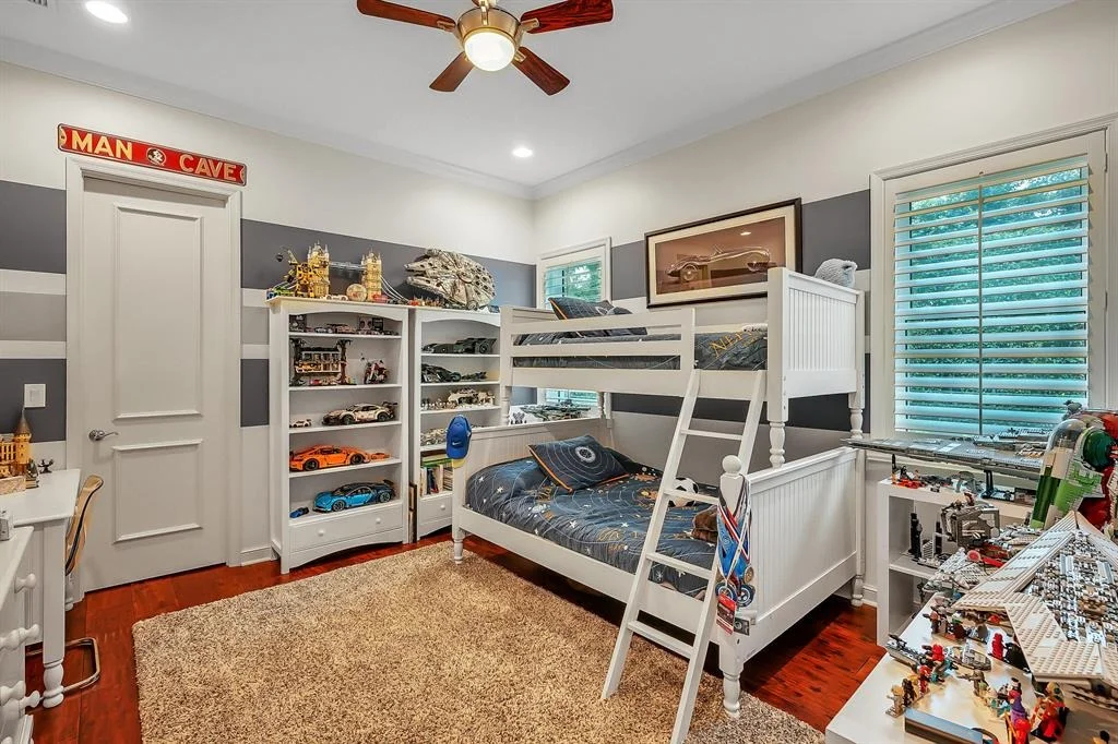 Photo of 305 Trieste Drive