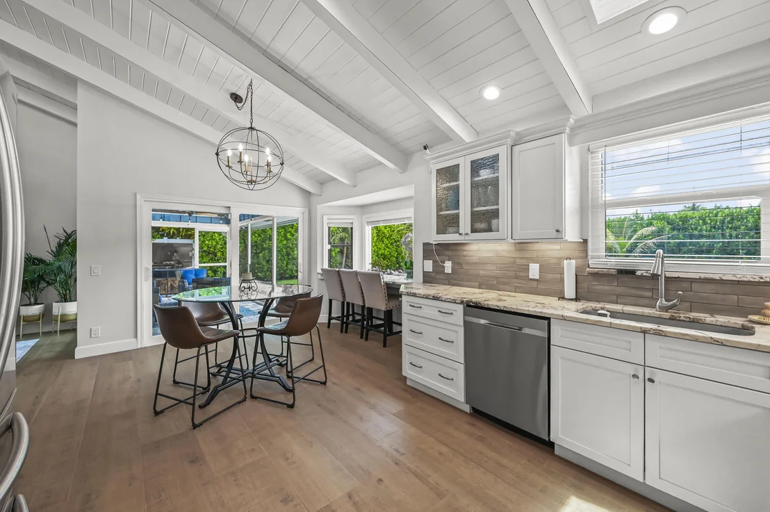 Photo of 1102 Kriss Lane