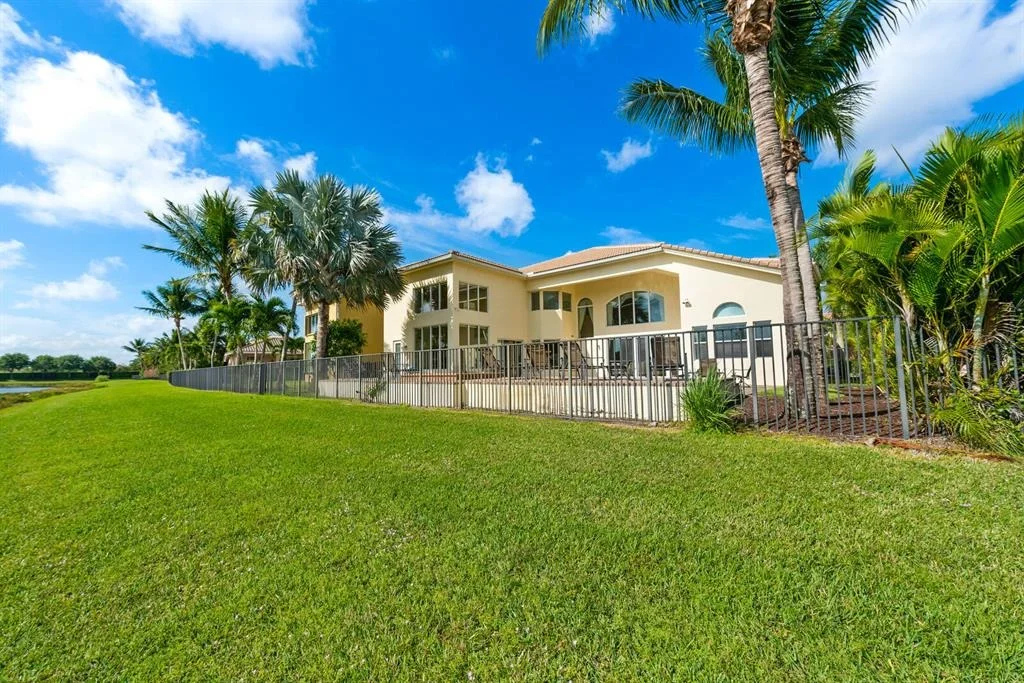Photo of 11812 Windmill Lake Drive
