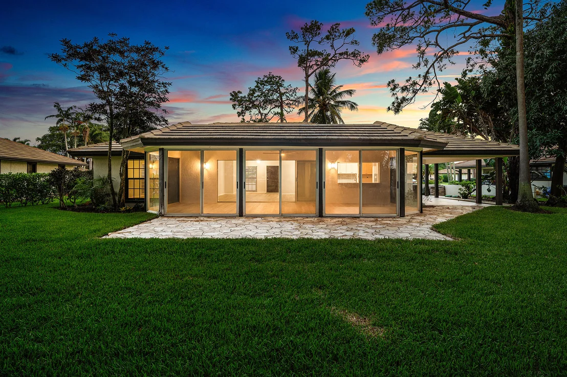 Photo of 433 Pine Villa Drive