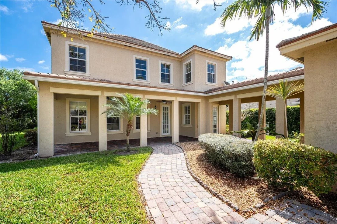 Photo of 128 Glencullen Circle