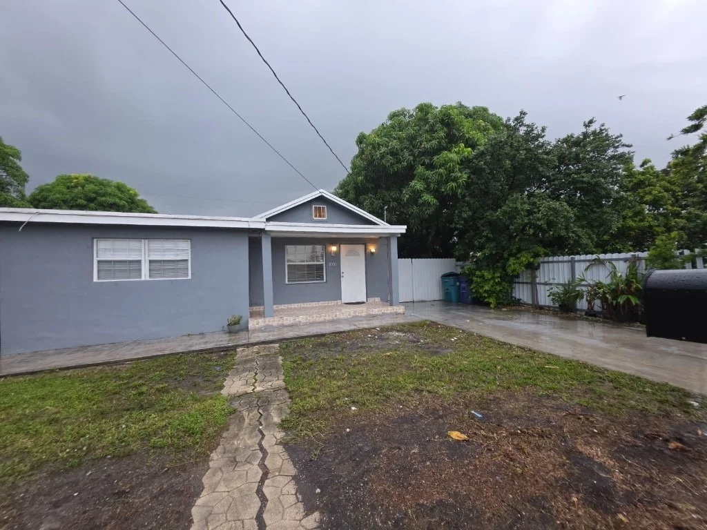 Photo of 8030 NW 36th Place